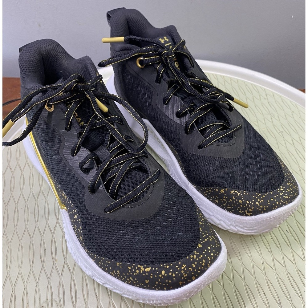 Under Armour UA Flow Breakthru‎ 2 Gold Black Basketball Shoes US Women's 13